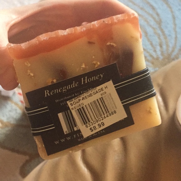 Finchberry soap - Picture 2 of 2